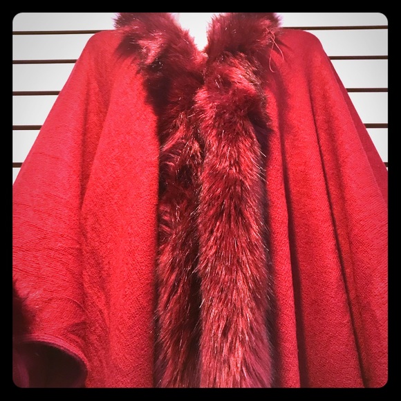 Sweater - Picture 1 of 1